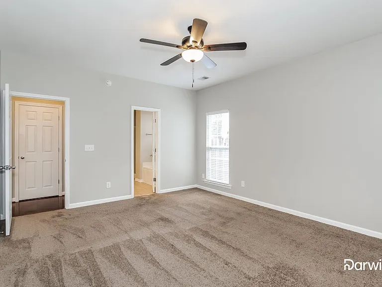 913 Narrows Point Dr — Photo 11