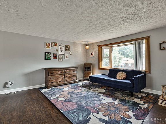4th image of 1291 Anthony Ln