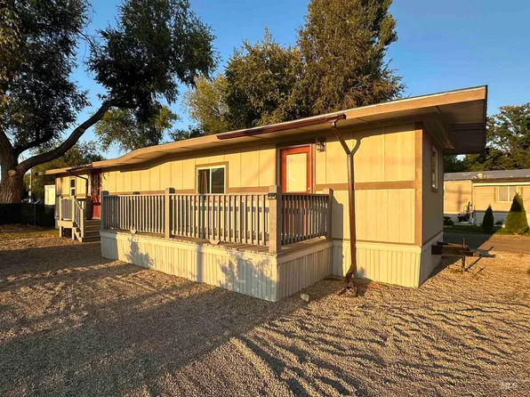 220 E 10 N #L322, Mountain Home, ID 83647