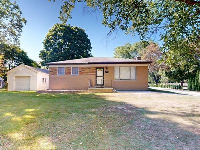 42125 Little Rd, Clinton Township, MI, 48036