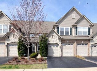 2023 Canyon Creek Dr, Aurora, IL 60503