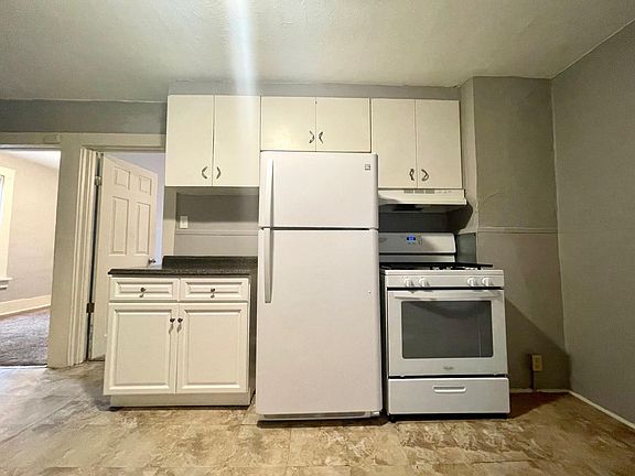 3rd image of 1520 Liberty St APT 4