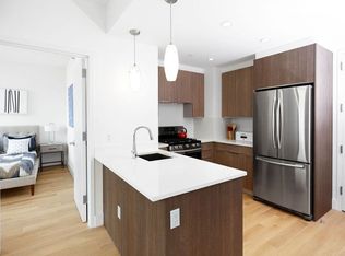 4122 24th St APT 7D, Long Island City, NY 11101