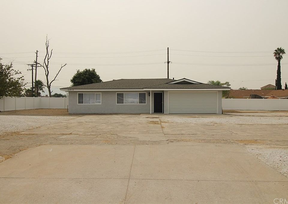 1st image of 8860 Beech Ave