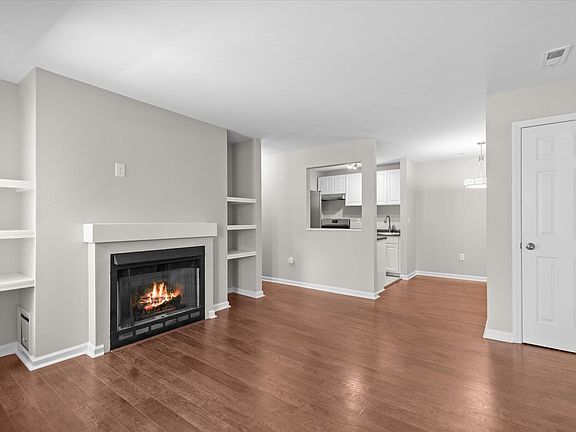 5th image of 1300 Hillbrow Ln APT 302