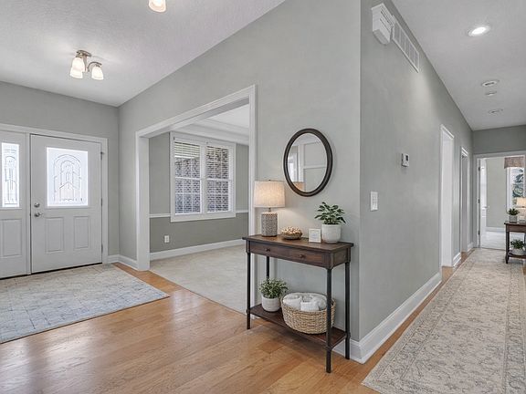 3rd image of 27090 238th St
