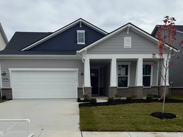 14805 Amber Light Dr, Westfield, IN 46074