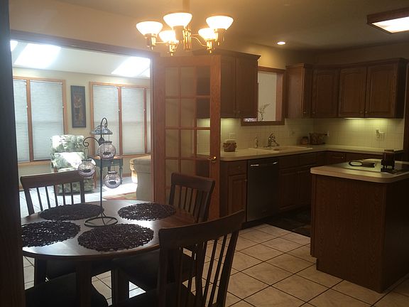 5th image of 6031 Pinedale Dr