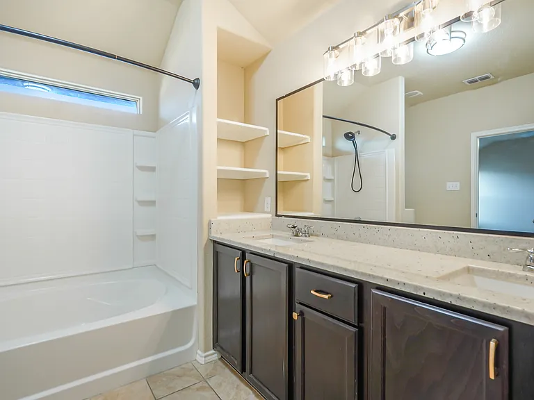 6353 Seagull Ln — Photo 17