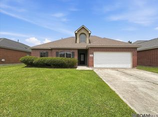 26423 Avoyelles Ave, Denham Springs, LA 70726