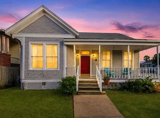 1727 Ursuline, Galveston, TX 77550