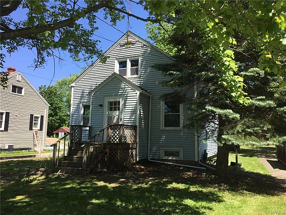 2nd image of 8643 West Ave