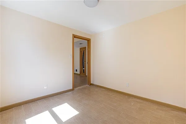 Sold by Remax Edge | media 66