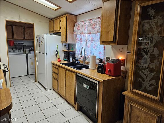4th image of 3058 Chimayo Ln