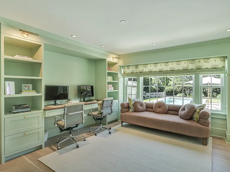 15 Montclair Ave — Photo 23