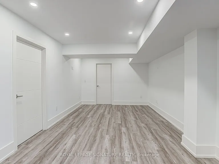 36 Roxaline St #BASEMENT — Photo 18