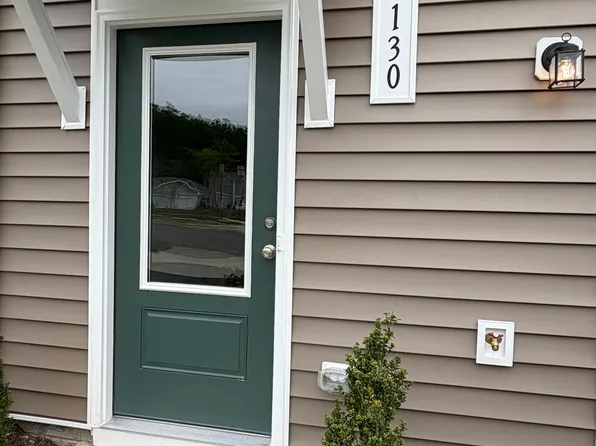 130 Saxon St, Charlottesville, VA