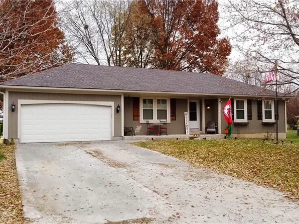 17409 S Benton Dr, Belton, MO 64012