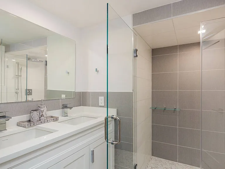 30 Hampton Ct — Photo 15