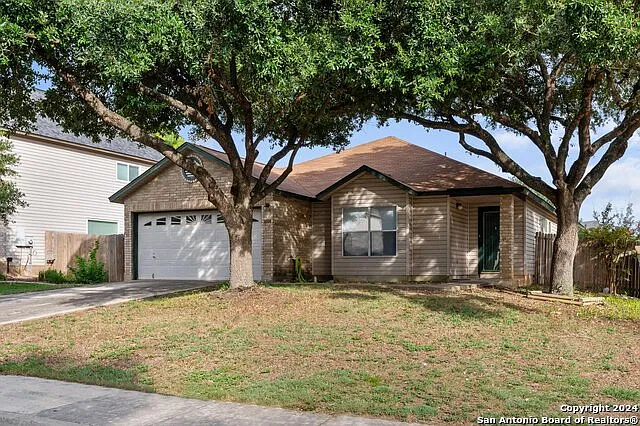 1004 Boxer Pass Dr — Photo 2