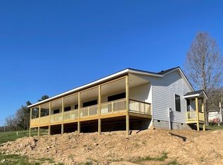 1854 Middle Cove Rd, Mathias, WV 26812