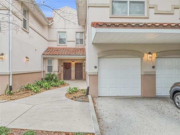 3rd image of 60 RIVERVIEW BEND S #615