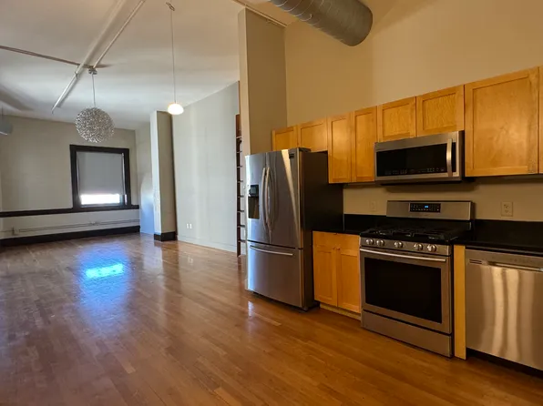 70 Exchange St APT 301, Lynn, MA 01901