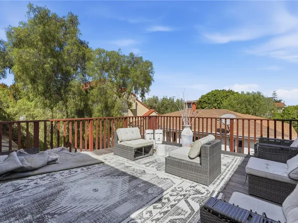2304 Voorhees Ave, Redondo Beach, CA 90278