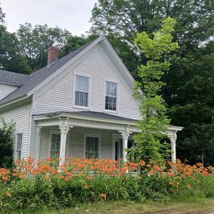 7 Thurlow Street, Plymouth, NH, 03264