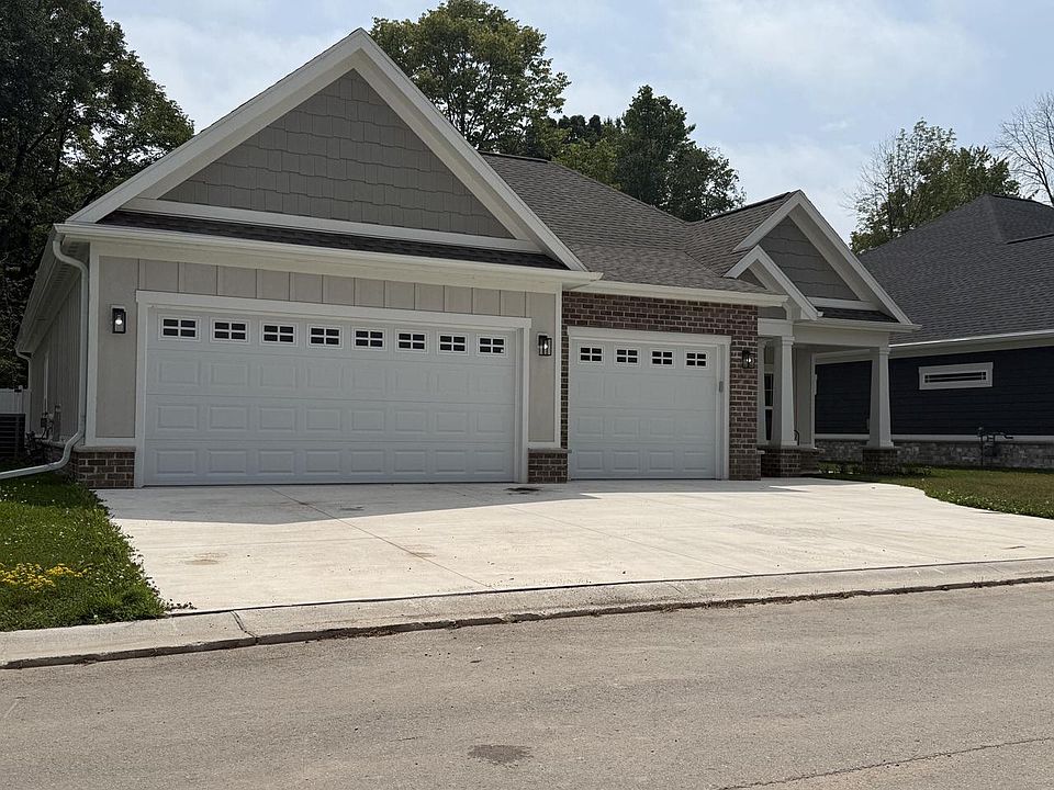 1st image of 327 Lynx LANE