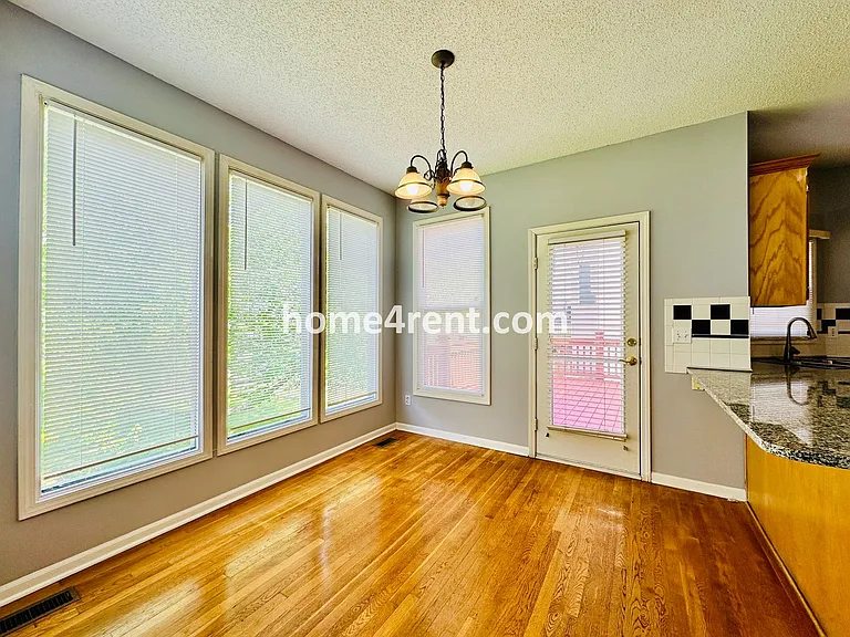8102 W 144th Pl — Photo 9