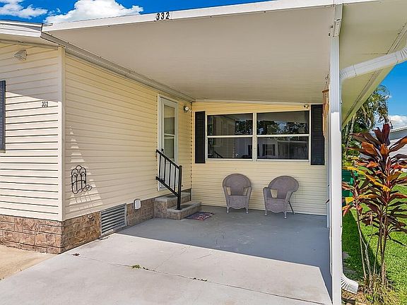 5th image of 332 Avocado Drive