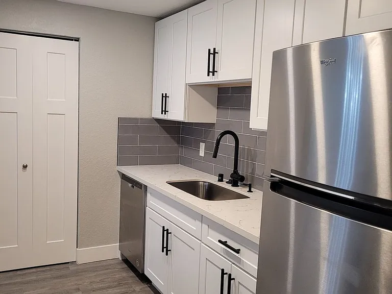 9474 Redmond Woodinville Rd NE #A201 — Photo 8