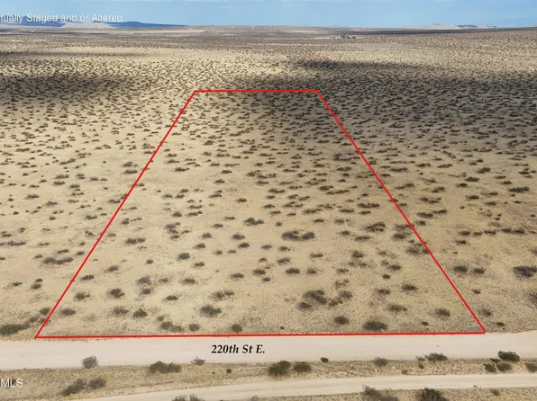 220th St E, Lancaster, CA 93535