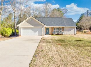 463 Beacon Dr, Maysville, GA 30558