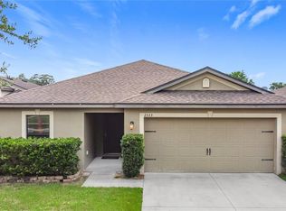 2533 Bracknell Forest Trl, Tavares, FL 32778