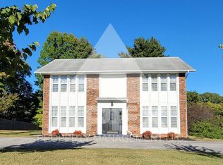 810 Crest Forest Rd #810, Knoxville, TN 37923