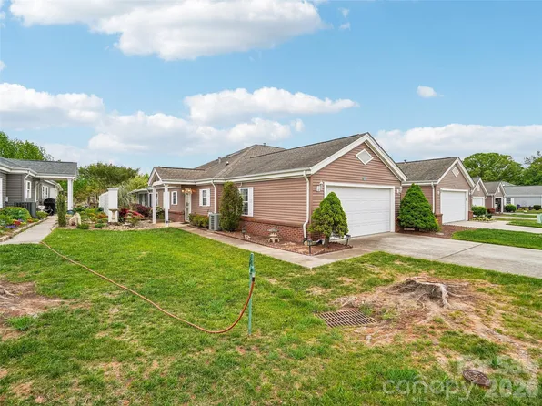 21 Heather Way #A, Candler, NC 28715