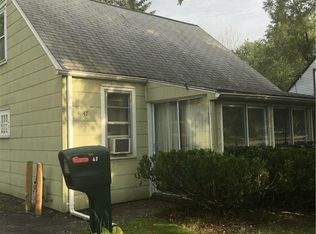 47 Hemlock Rd, Amherst, NY 14226