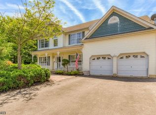 28 Van Nest, Oxford, NJ 07863
