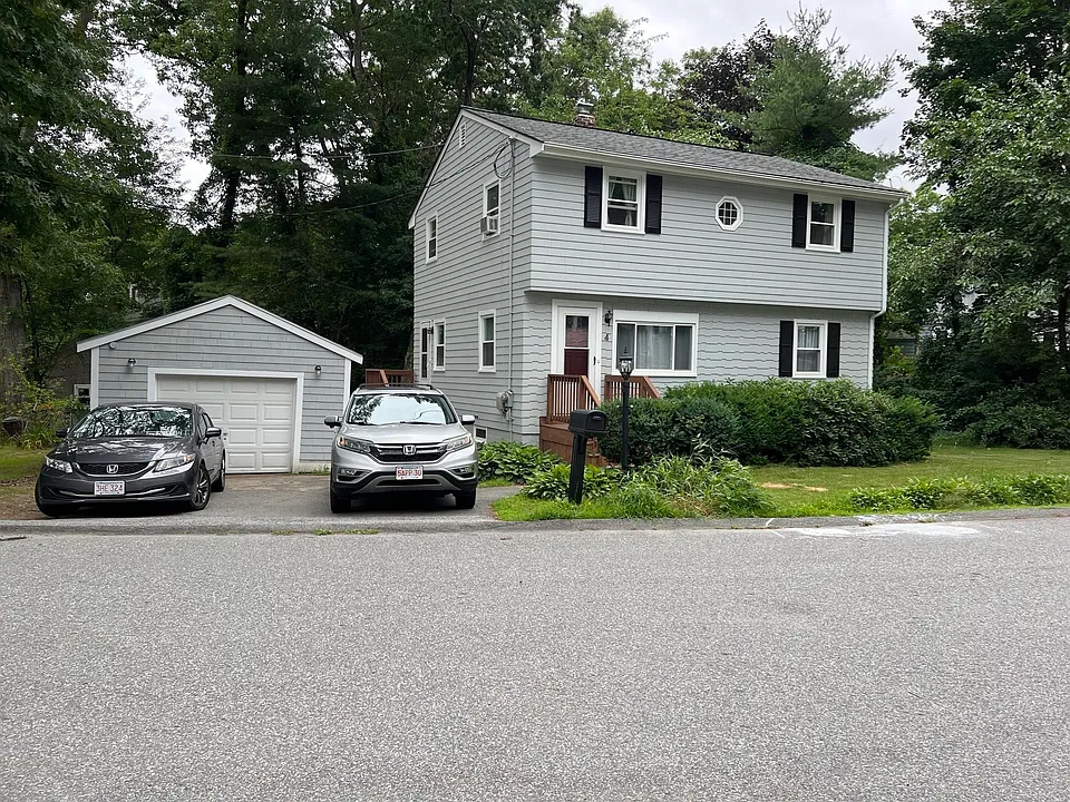 4 Ciccone Way