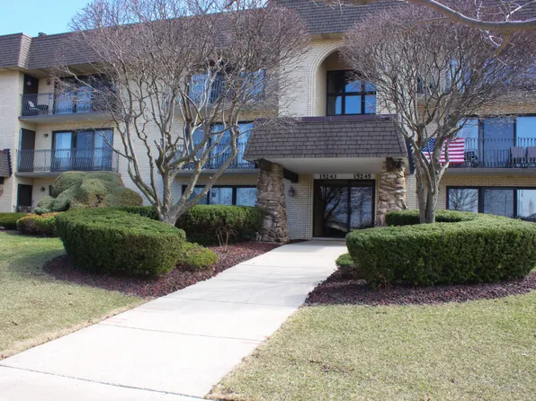 15243 Catalina Dr #1, Orland Park, IL 60462