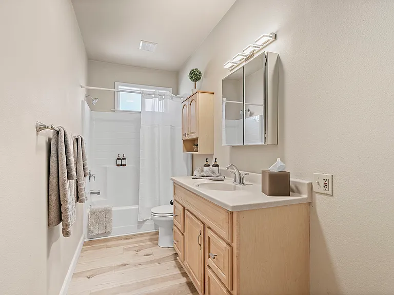 11344 Forest Ln — Photo 9