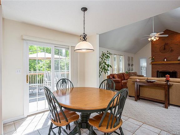 5th image of 102 Peria Dr