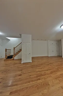 Rented by Compass | media 16