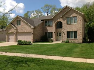 100 Westover Ct, Schaumburg, IL 60193