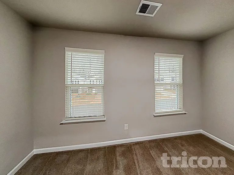 205 Spring Knoll Dr — Photo 24