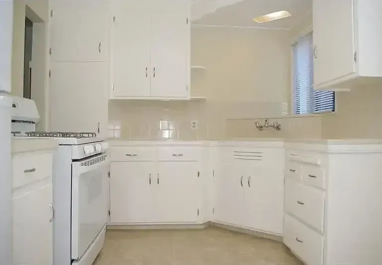 Linvale Townhomes — Photo 4