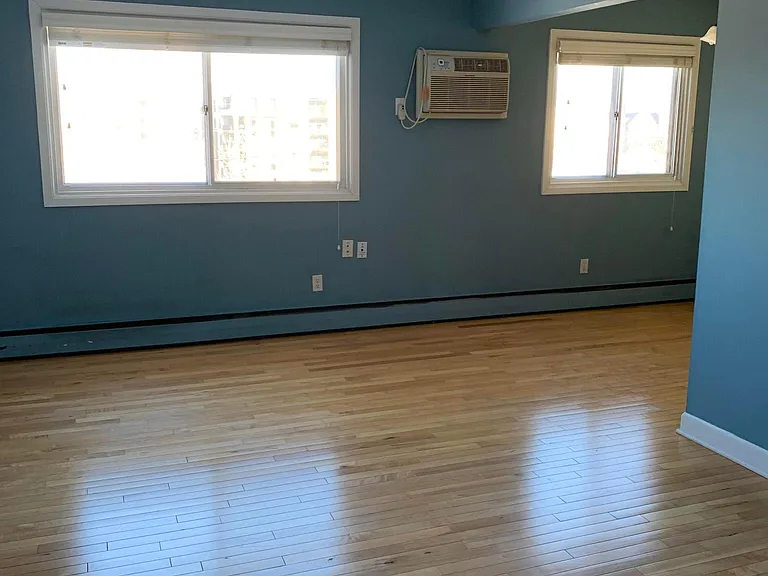 440 Ridgewood Ave #204 — Photo 3