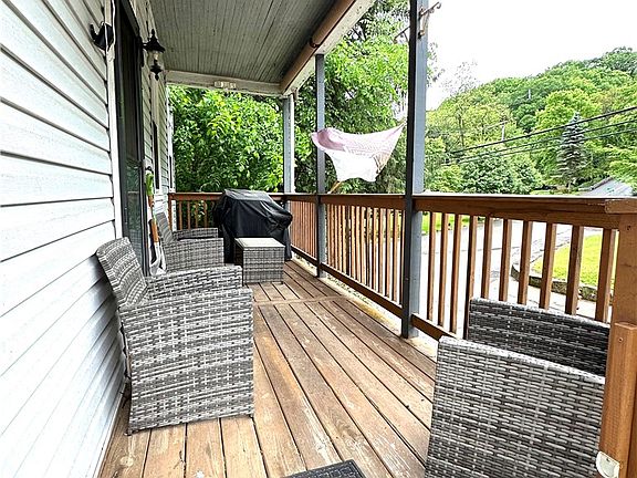 5th image of 3203 Spring Garden Rd